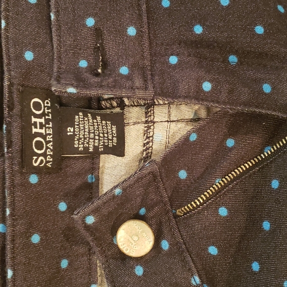 Womens Soho Apparel Stretchy Jeans with Blue Polka Dots - Size 12 - Picture 3 of 4